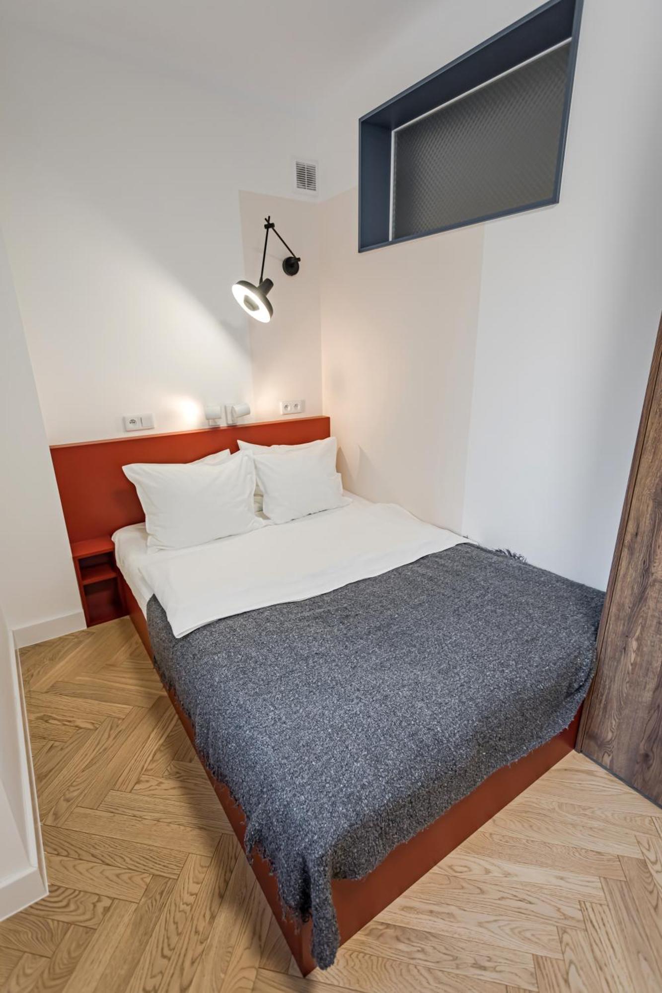 Emily Studio Warsaw Luaran gambar